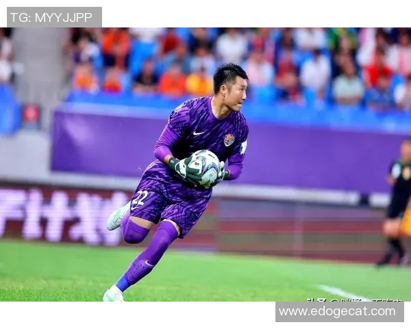 国足门将神扑集锦登上国际媒体首页